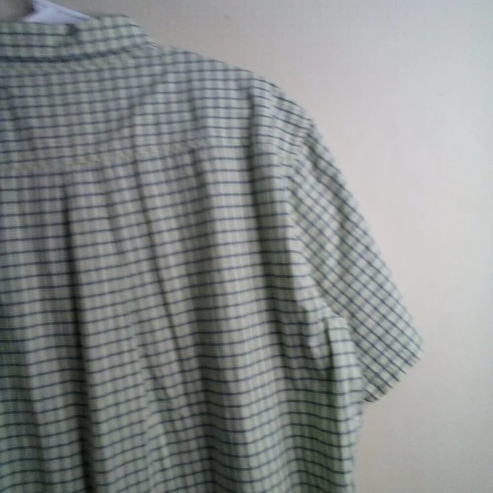 Old Navy Shirt Men XL Short Sleeve Button Up Plaid Casual Green